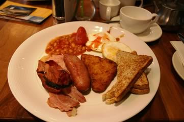 englishbreakfast - Have a critically-acclaimed Sunday brunch. [ATTDT]