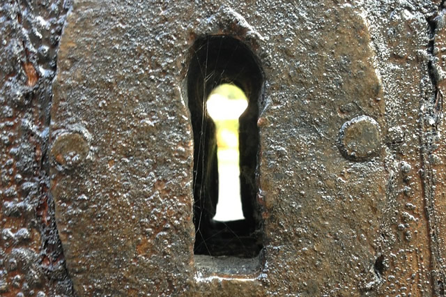 keyhole - Squeeze into BA's narrowest house. [ATTDT]