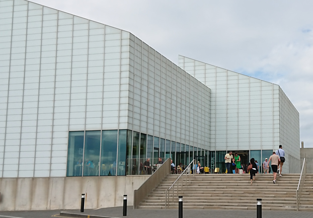 margateturnercontemporary - See the art of the sea at the Turner Contemporary. [ATTDT]
