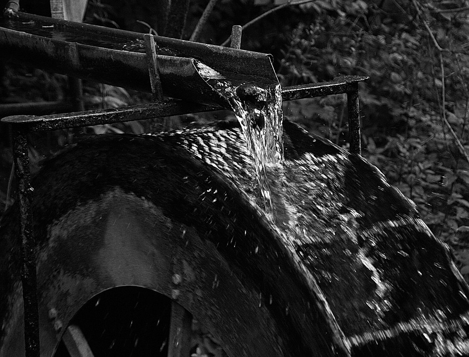 millwheel - See the power of water at Abbeydale. [ATTDT]